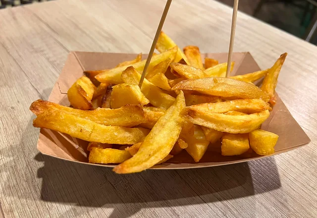 Patatas fritas, Tiki Burger Blanes